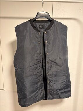 Jiberish CO Men's Quilted Snap-Front Vest Jacket - Black